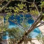 Le Clos D'argenson Bed & Breakfast 4*