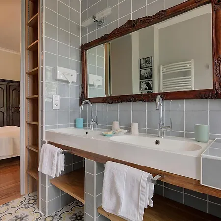 Le Clos D'argenson לינה וארוחת בוקר